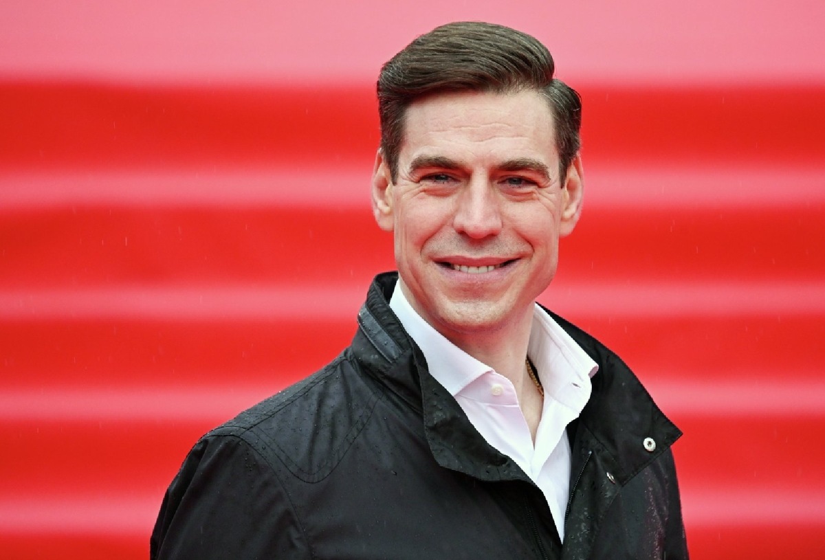    Дмитрий Дюжев (Фото: РИА Новости/Григорий Сысоев)