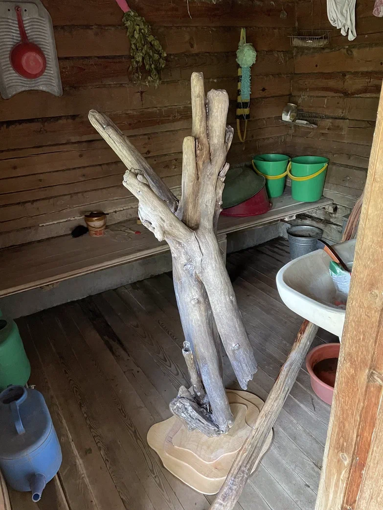 Начальный этап создания напольного светильника.