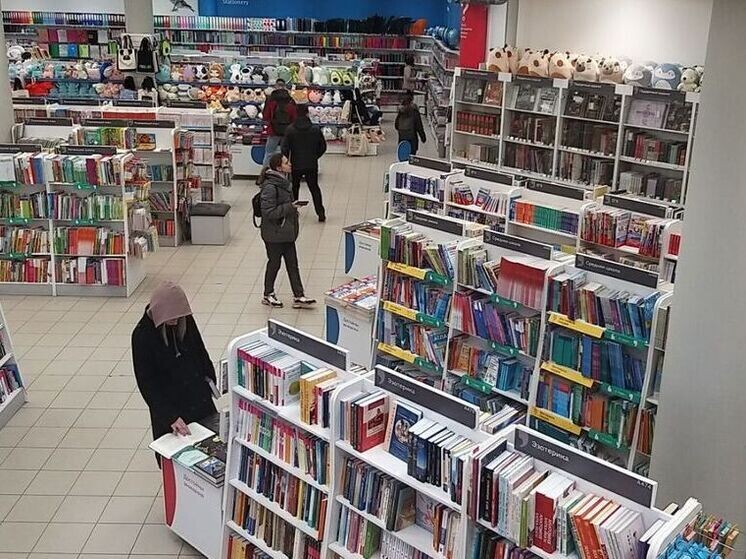     Ранее в мае книжный оштрафовали на 800 тысяч рублей за пропаганду нетрадиционных отношений*. Фото: архив "МК в Питере".
