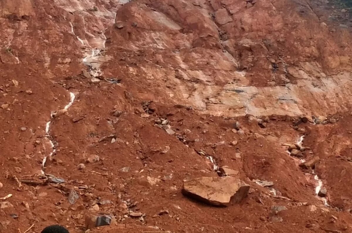    Из-за дождей дорогу на Ортон в Междуреченске перекрыло