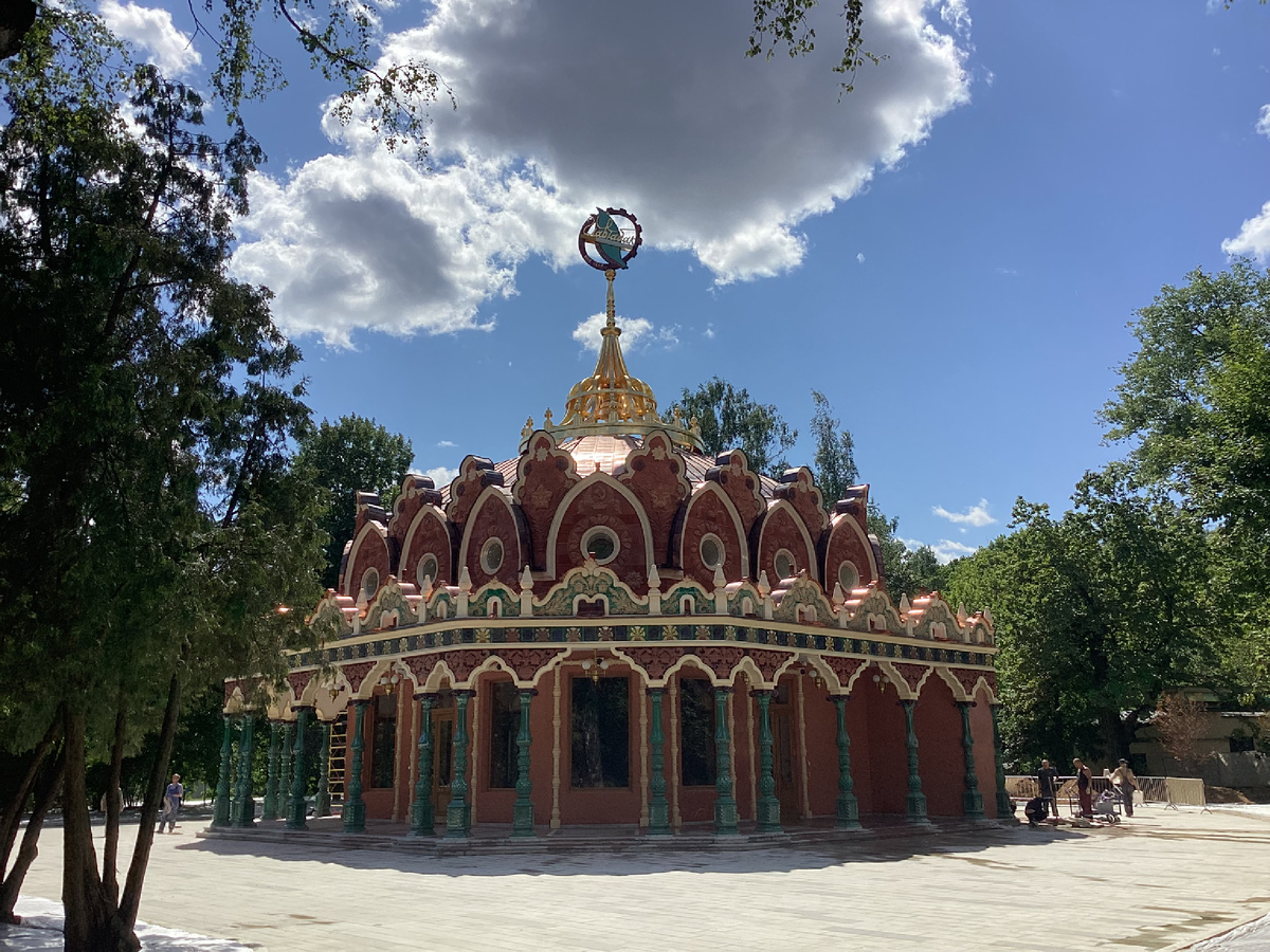 Фото атвора.