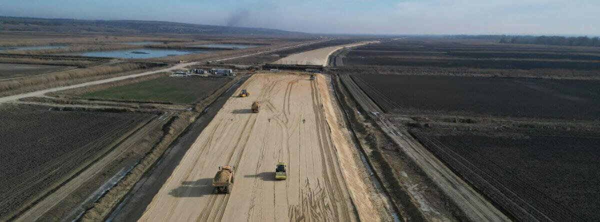 НОВУЮ ТРАССУ ДО ЕКАТЕРИНБУРГА НЕ СДАЛИ ВОВРЕМЯ