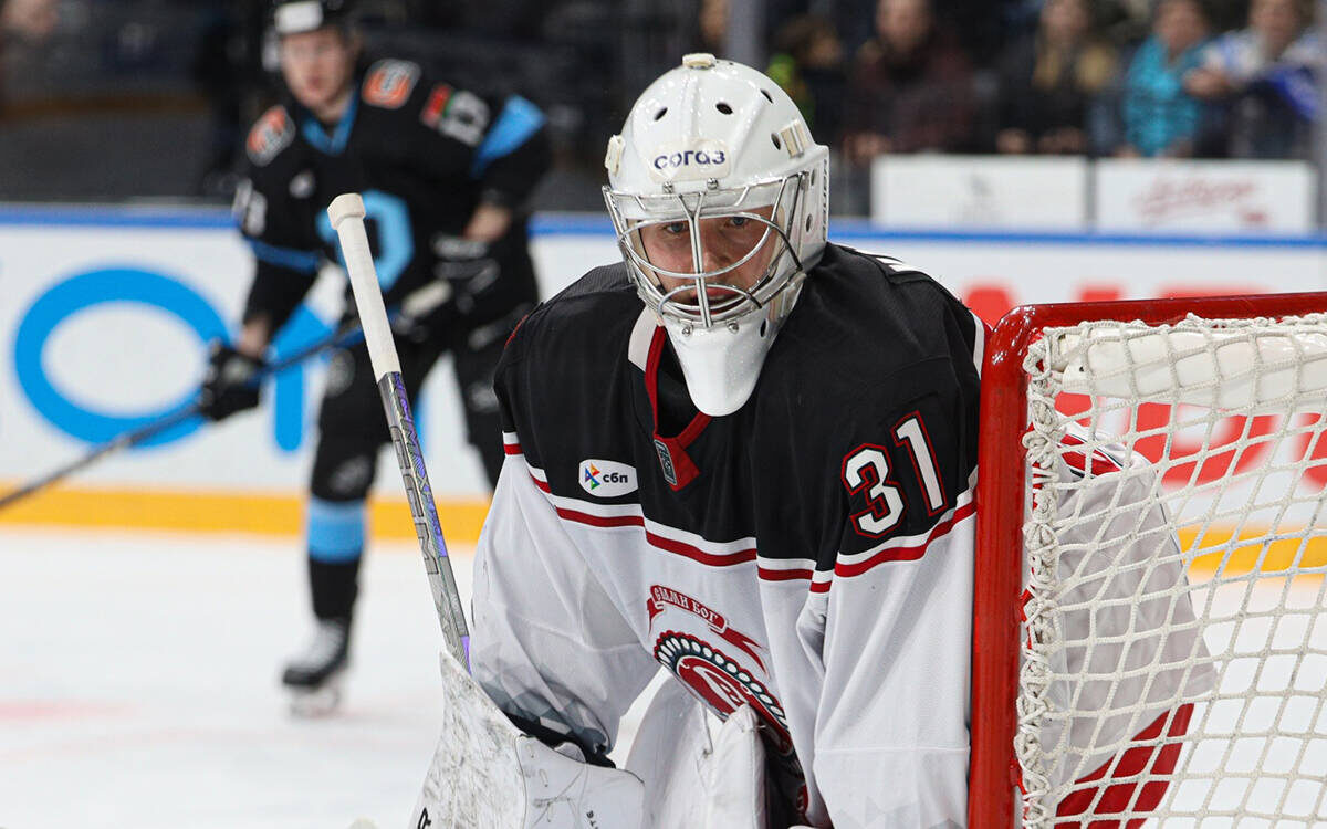 Андрей Кареев пока так и не сумел найти стабильность в своих выступлениях в КХЛФото: hcvityaz.ru