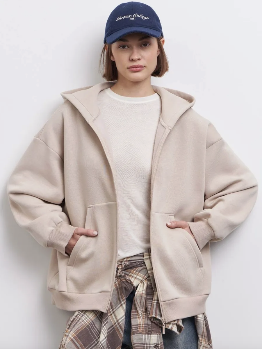 ЗИПКА ОТ БРЕНДА ТЕЛОДВИЖЕНИЯ НА WILDBERRIES