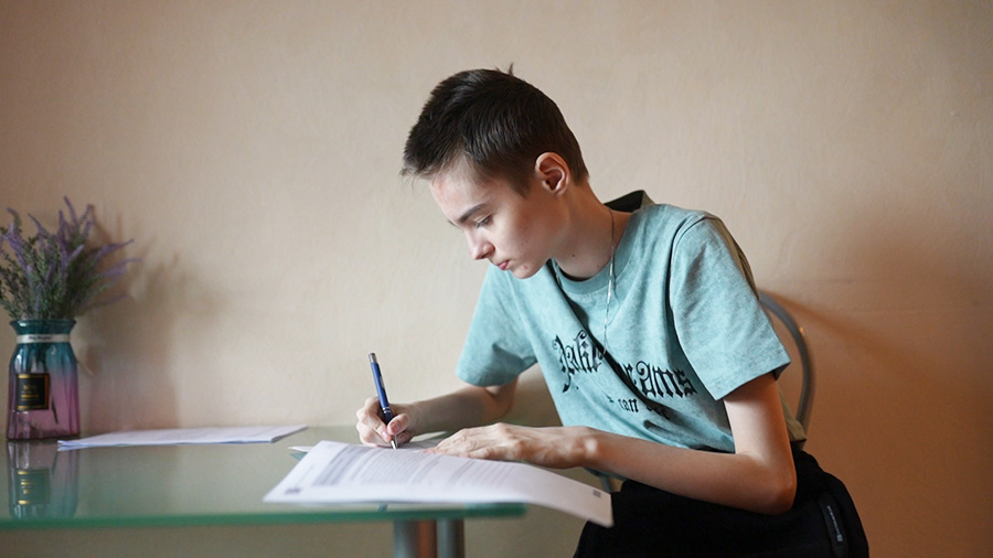    © АО "ТВ Центр"