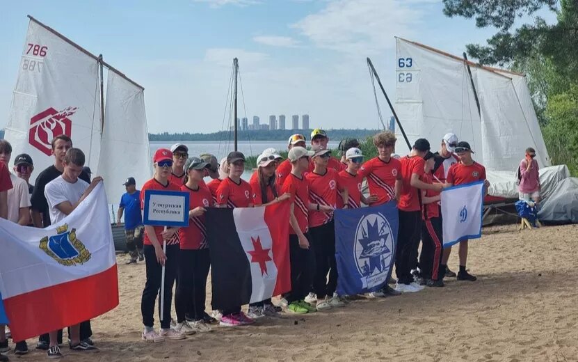    Удмуртские спортсменки завоевали золото и бронзу на соревнованиях по морскому многоборью