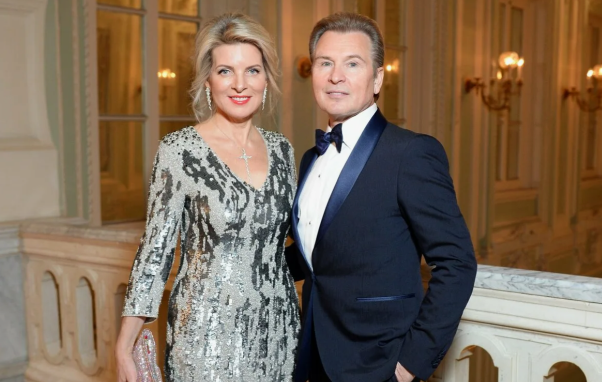 на фото Александр Малинин и Эмма Залукаева 