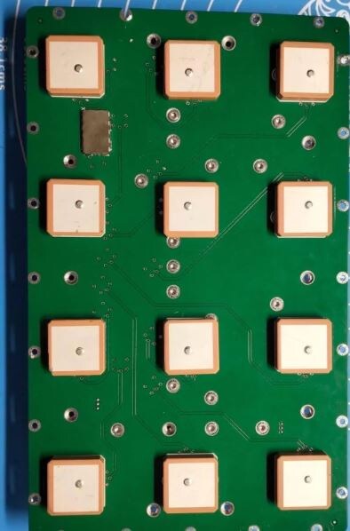 Антенная решетка "Кометы-М" с 12 элементами Фото: Сергей Флэш/ Telegram