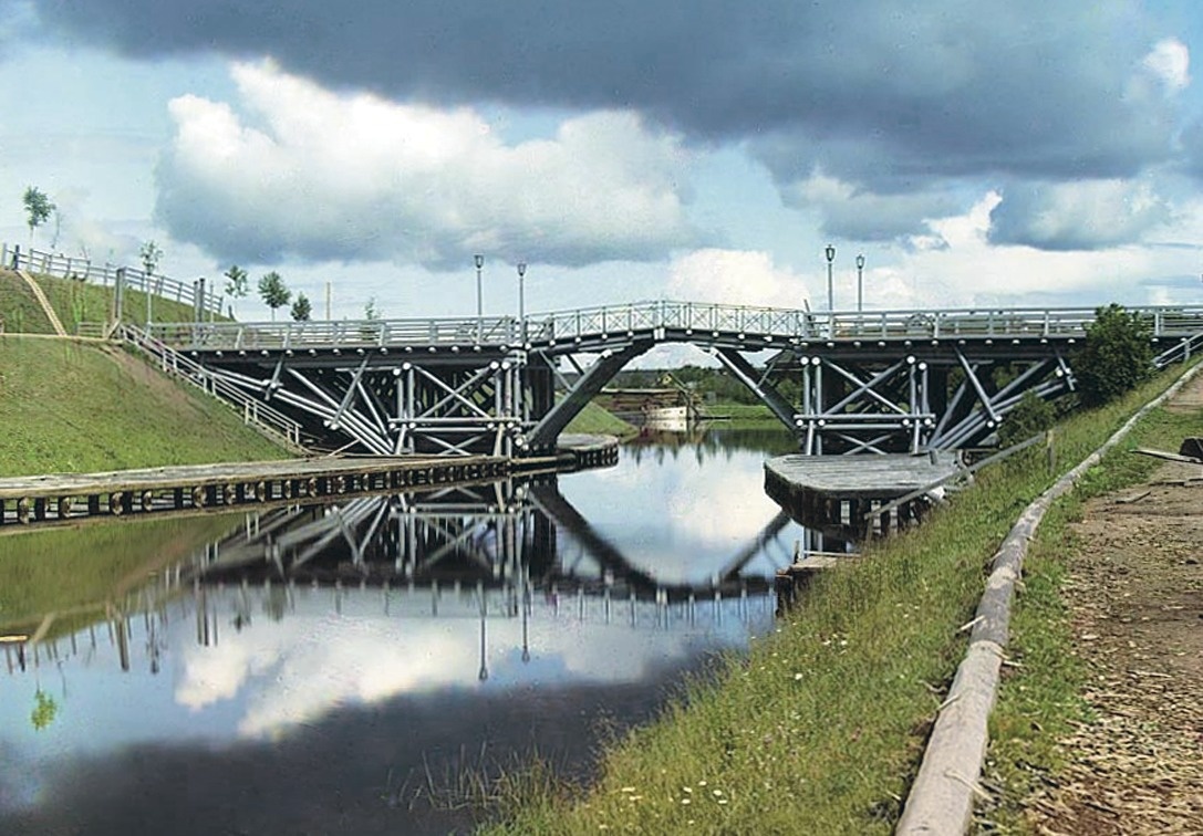 Мариинская водная система. Подъёмный мост на реке Вытегра. Фото С. М. Прокудина-Горского. 1909 год.