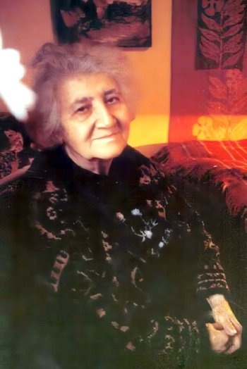    Маро Маркарян: "Мы потеряли многих близких, десятки лет дымятся наши сердца, тоскуя по ним…" / Фото: wikilivres.ru