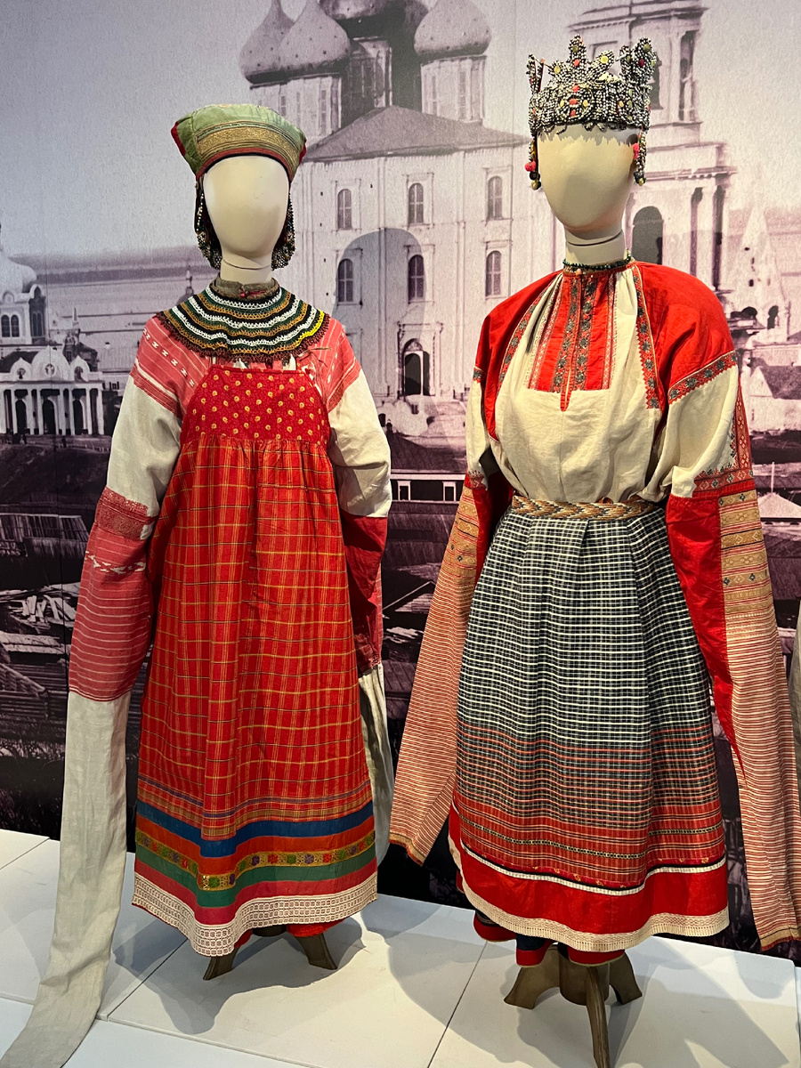 Народные костюмы жителей Рязани