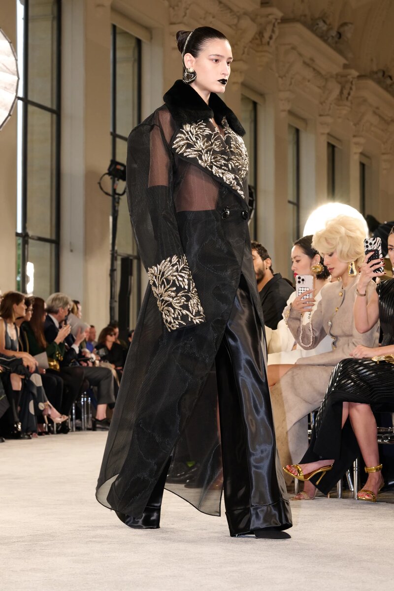 Schiaparelli Fall 2025 Couture