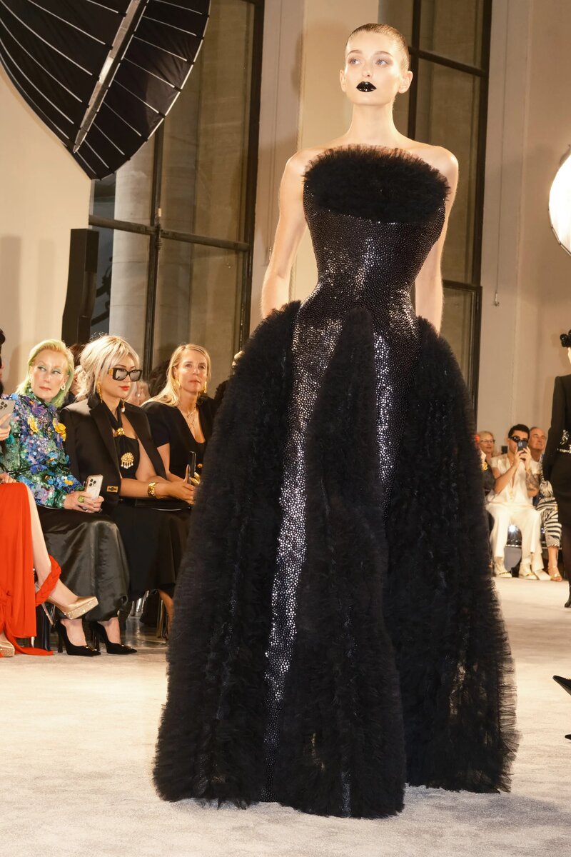 Schiaparelli Fall 2025 Couture