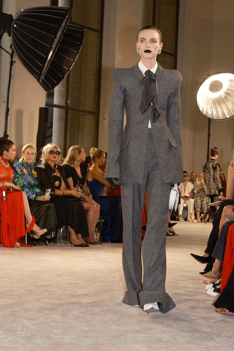 Schiaparelli Fall 2025 Couture