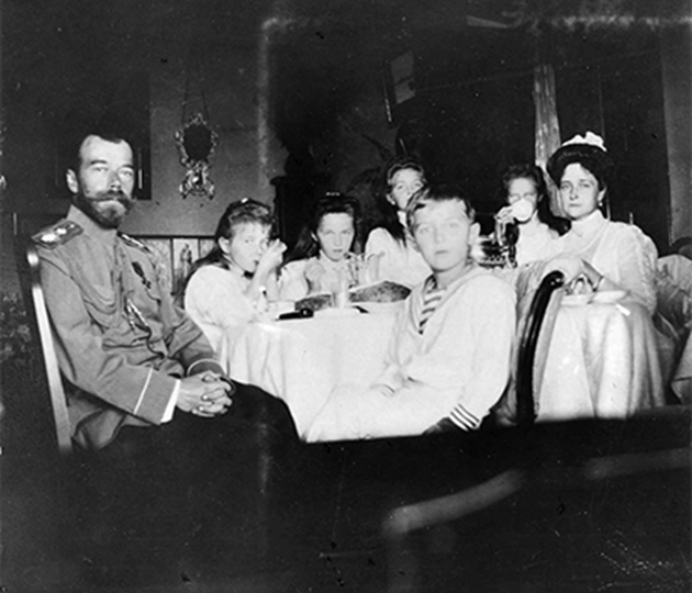 «Царь трапезничать желает!». Из чего состоял рацион последнего русского императора