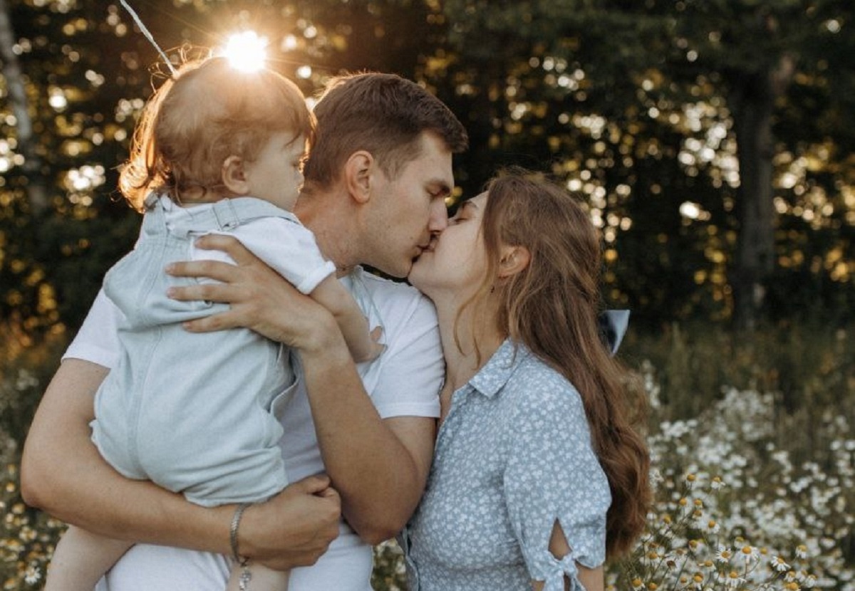    Максимуи Анне Билюкиным любовьпомогает преодолевать расстояния