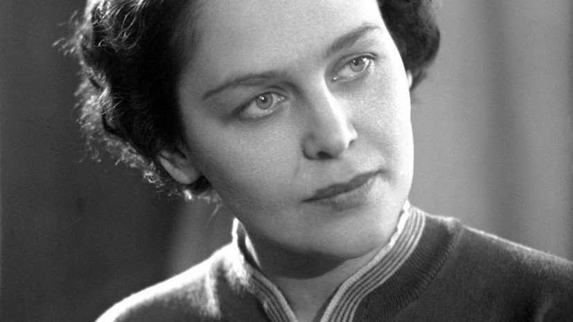    Александринский театр ❘ Александринка