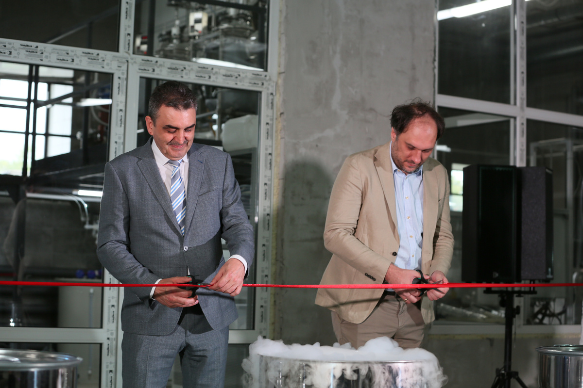 Эдуард Галажинский и Иван Оселедец