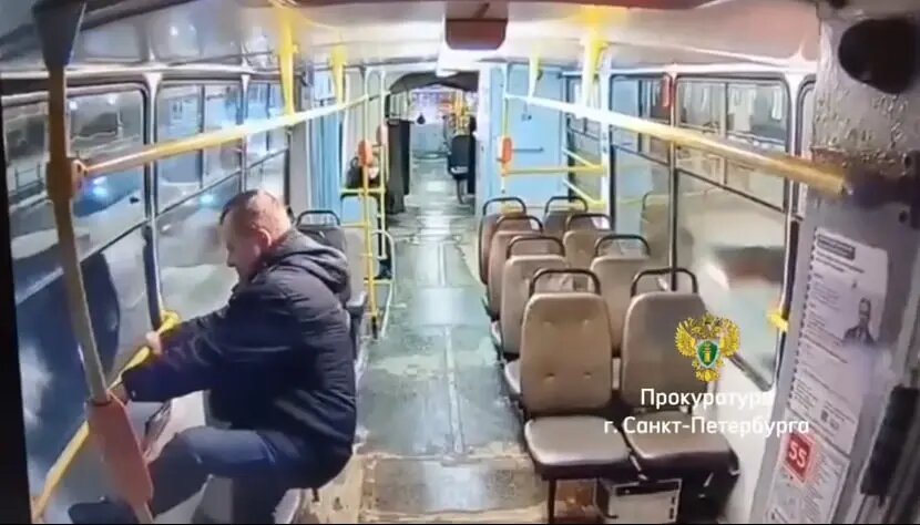    Фото: скриншот из видео пресс-службы прокуратуры Петербурга.