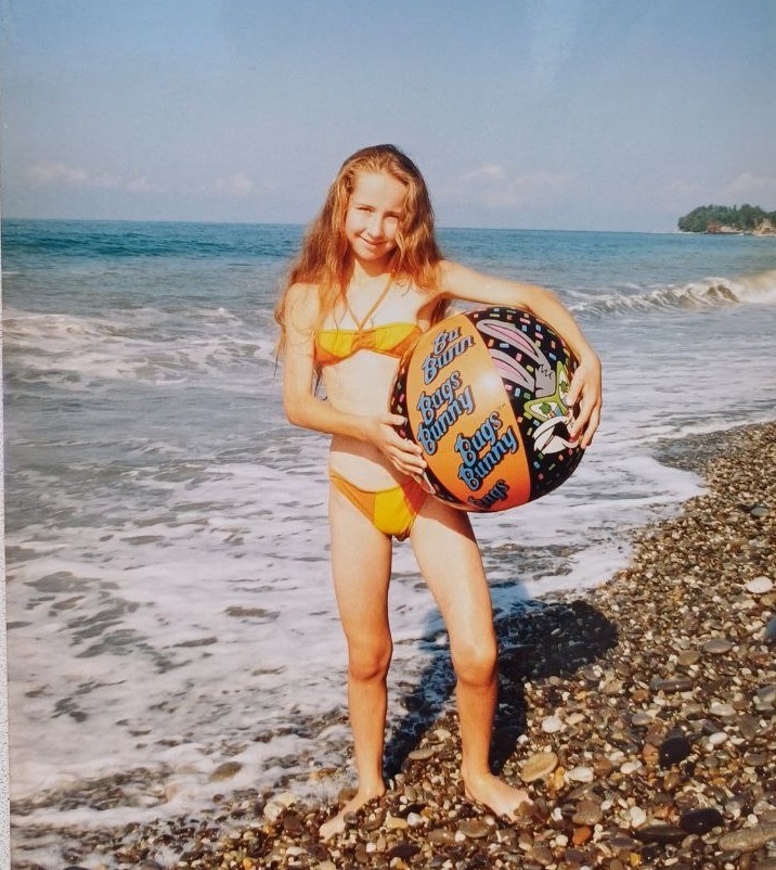 Я тогда с трудом воображал: неужели это наяву - я на море?