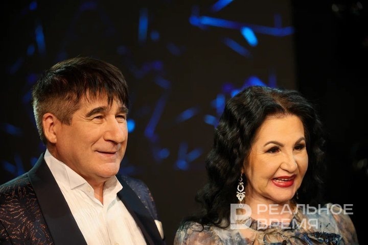 К «Музыкаль Сабантуй» присоединились народные артисты Татарстана и Башкортостана Зульфия и Жавит Шакировы. Артем Дергунов / realnoevremya.ru
