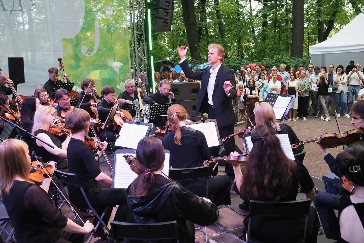 https://just-piter.ru/2025/07/09/festival-simfonicheskih-orkestrov-klassika-v-letnem-sadu/