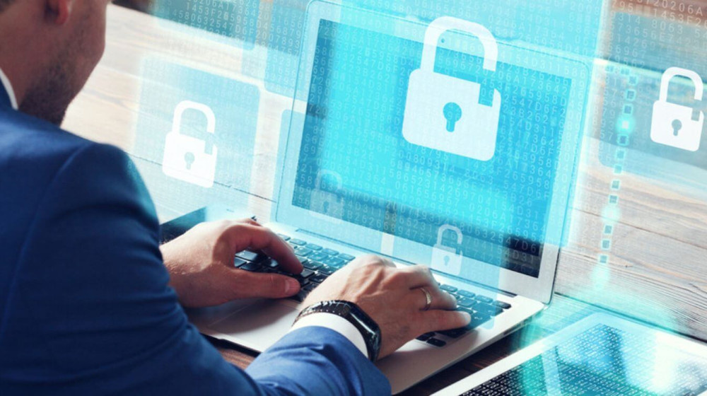    Удаляем следы: как защитить личные данные вашего ребёнка в соцсетях