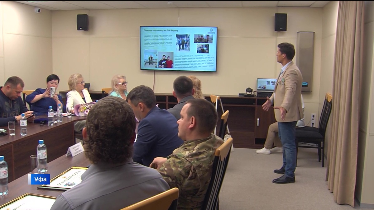    Волонтеры общественной палаты Уфы доставляют в зону СВО грузы для военных