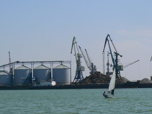    Порт Волгодонск //Фото Дмитрий Николенко, Викимедиа