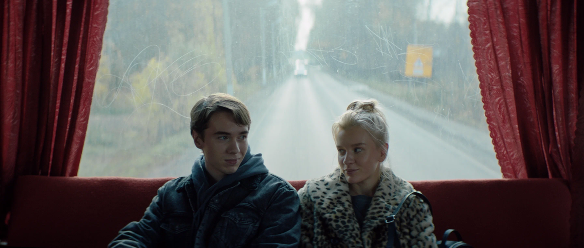 Кадр из сериала «Happy End»