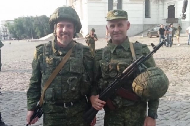    Александр Шугайлов со своим другом детства Геннадием Кияновым. Фото: Из личного архивa