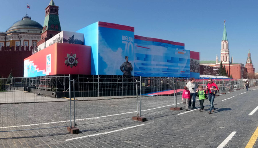 Следующим в очереди на зафанеривание будт сам народ...