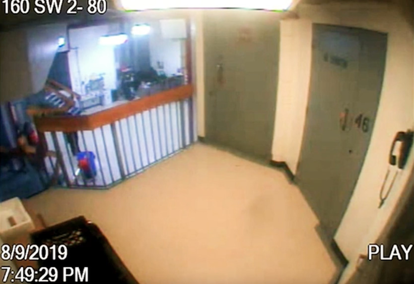    Кадр опубликованного Минюстом США видео    
Фото: Department of Justice