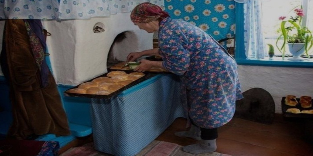 Летние поездки в деревню к бабушке: жара, речка и лепёшки