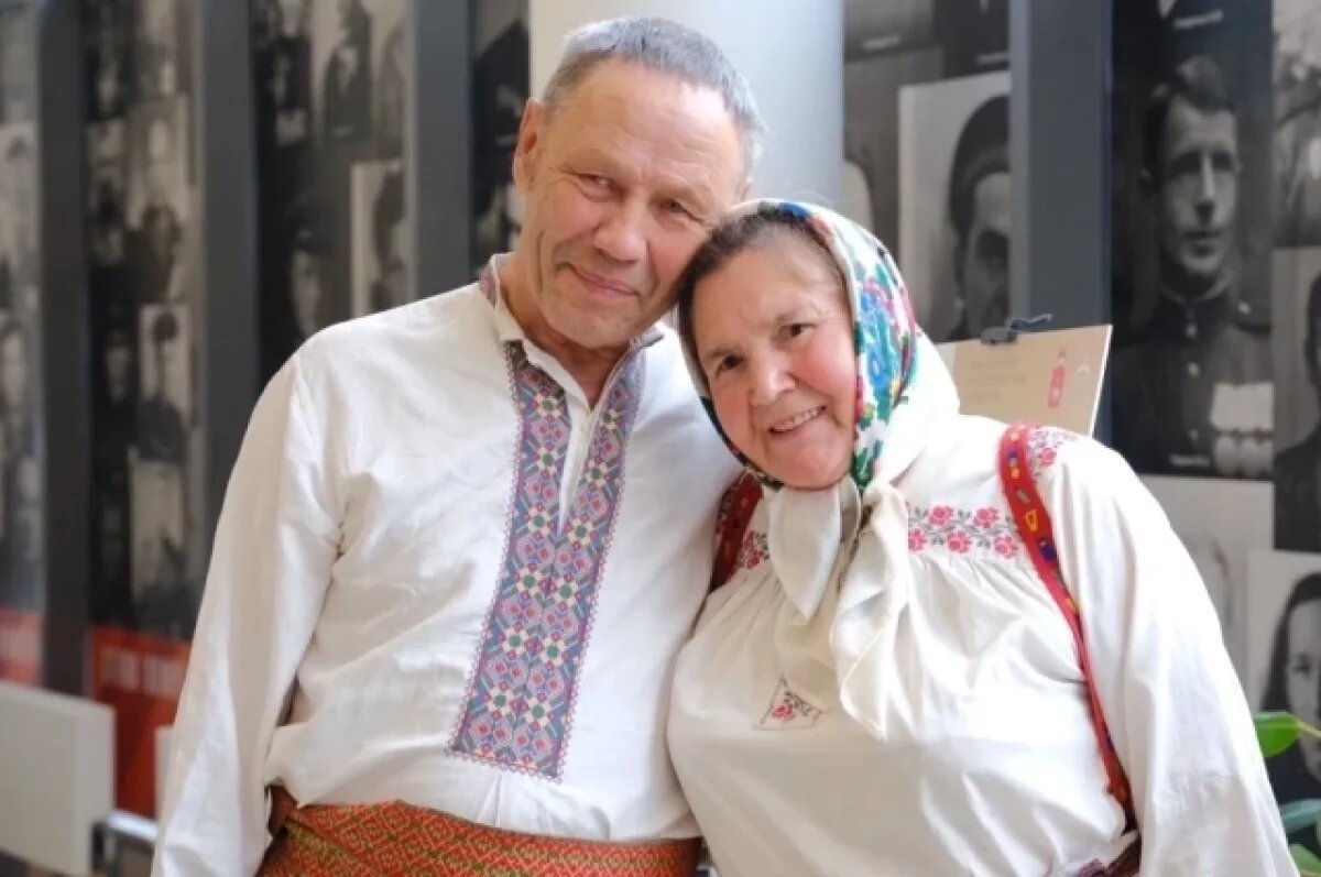    В Пермском крае вручили памятные знаки семьям, прожившим в браке 50 лет