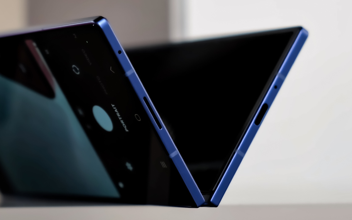 Толщина корпуса действительно небольшая