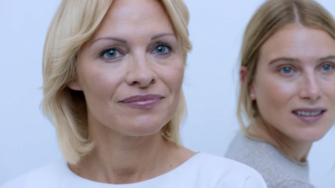 Кадр из короткометражного фильма «Подключенные» (2015)