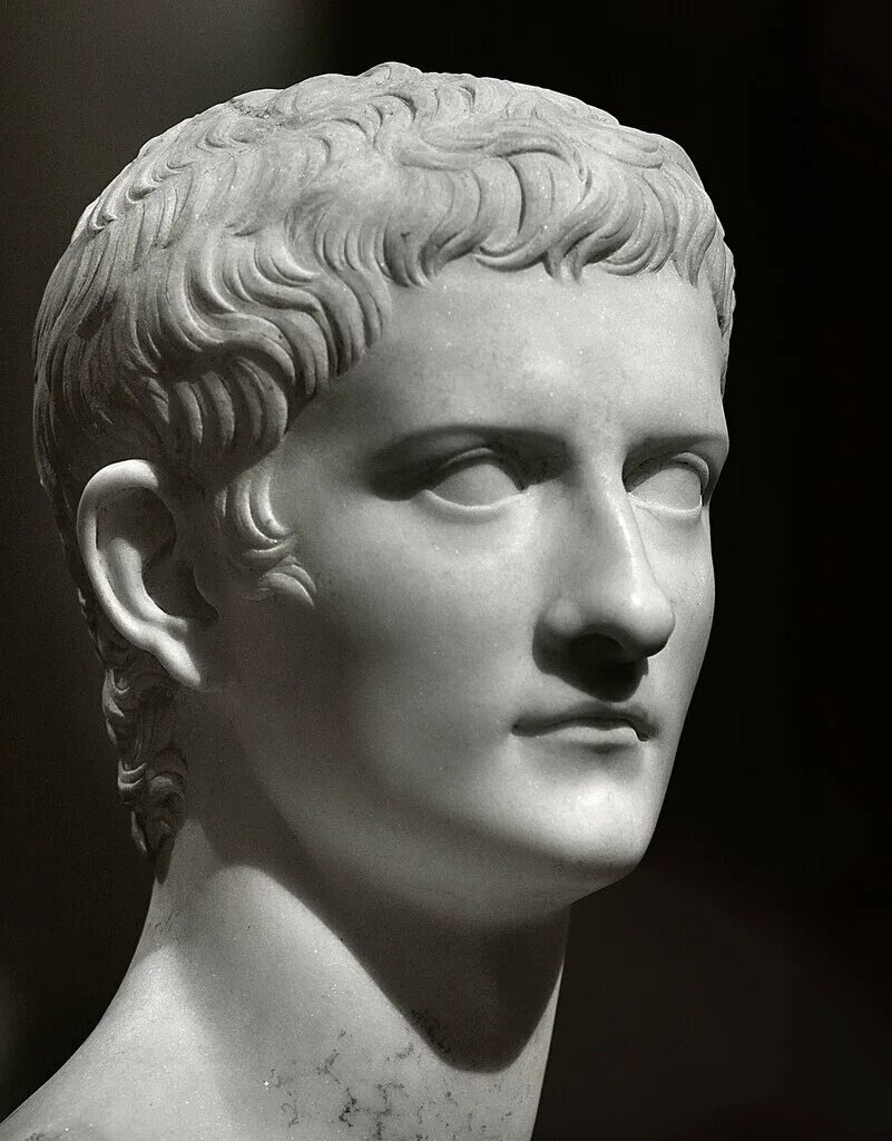 Калигула.Из свободных источников интернета