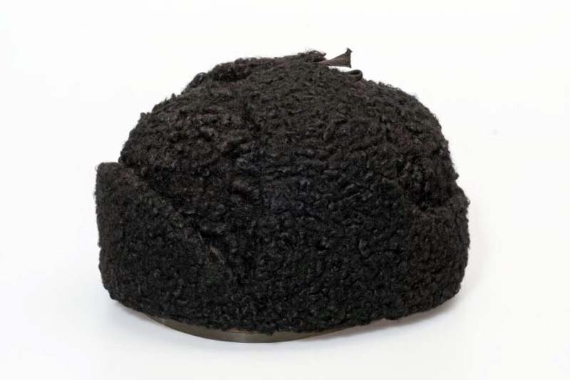 Шапка-ушанка В.И.Ленина, хранящаяся в Государственном историческом музее