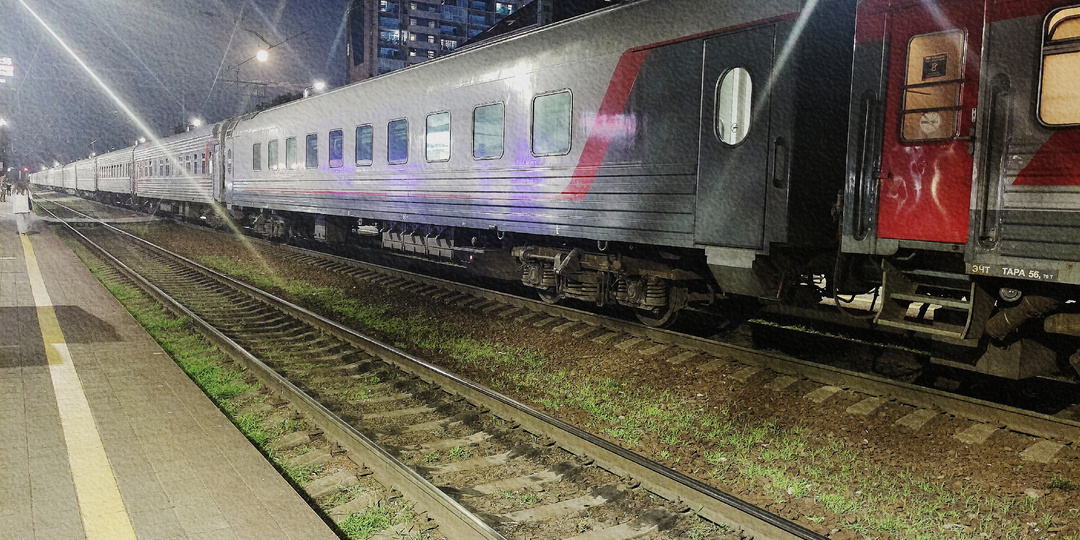 РЖД не хватает пассажирских вагонов. Билеты на Сочи раскупаются в драку