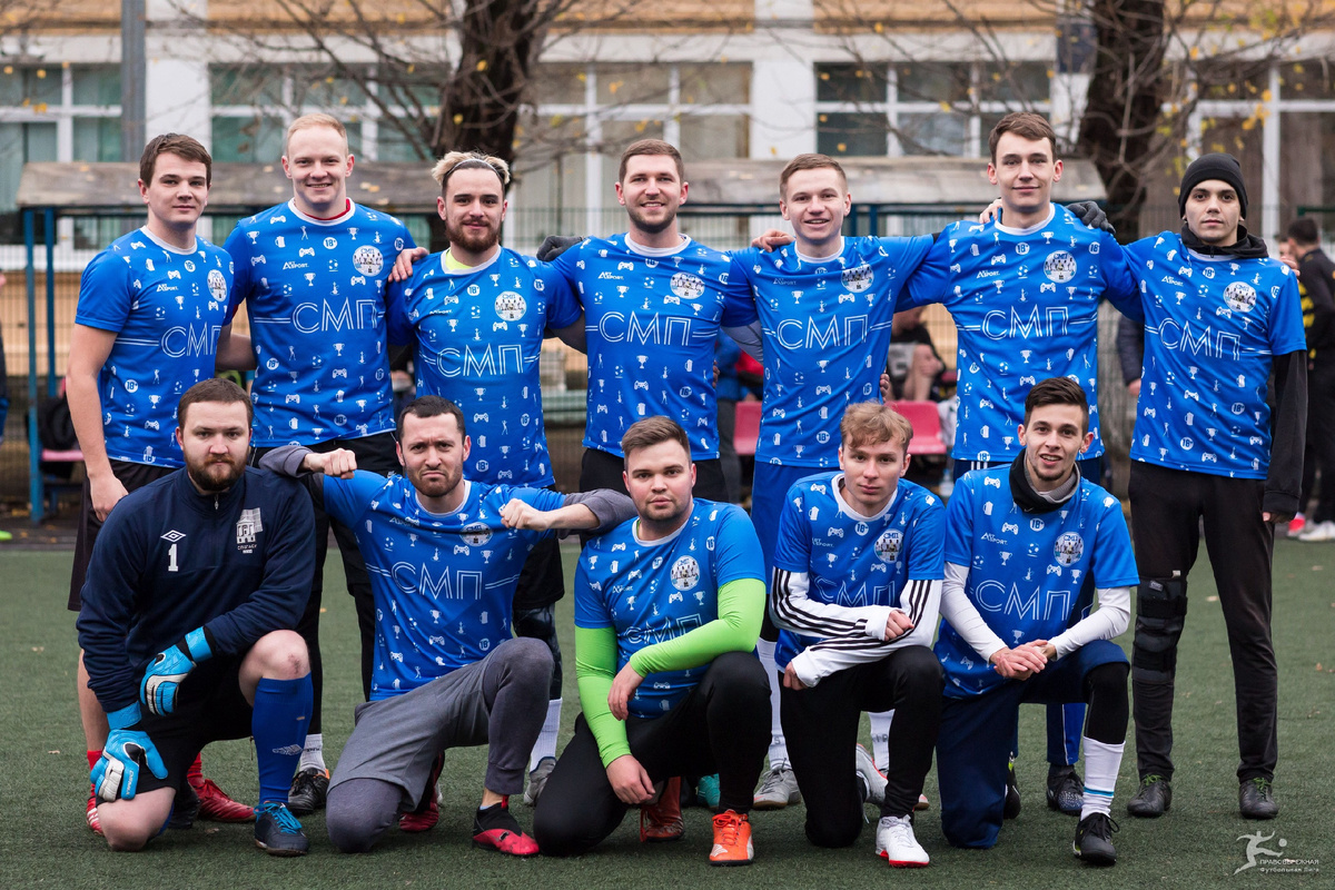 Лига Правоберега, Санкт-Петербург, "Сыновья маминой подруги"