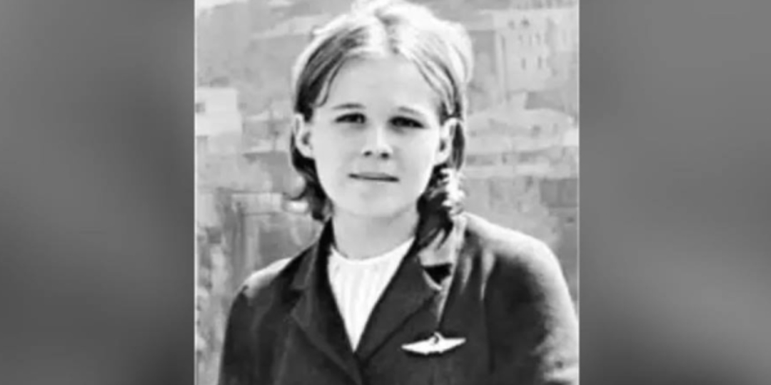 Успела выкрикнуть: «Нападение! Они вооружены!». Террористы расстреляли молодую стюардессу — её мать 30 лет ждала кары для преступников