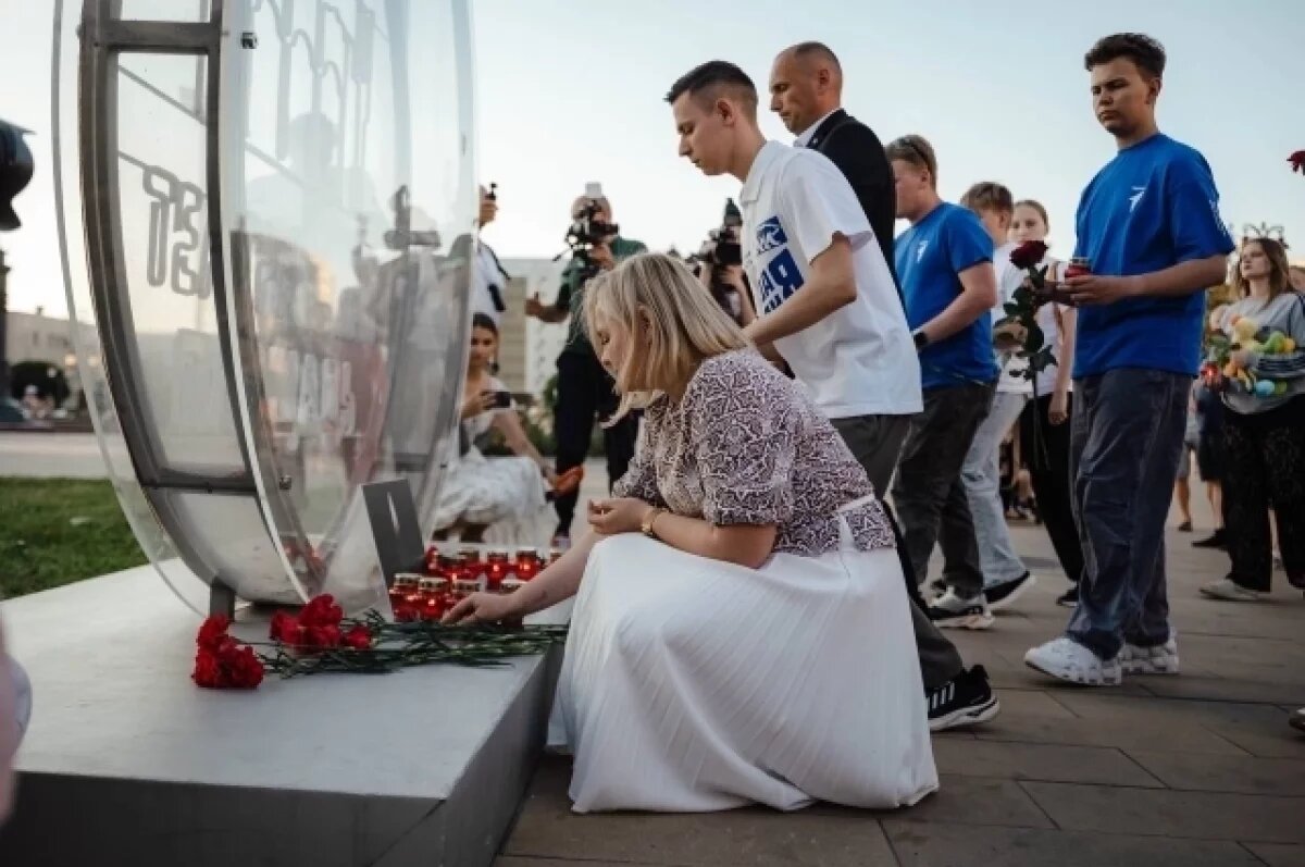    В Курске создали стихийный мемориал в память о жертвах атаки ВСУ на пляж