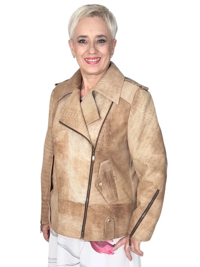 Пошив кожаной куртки-косухи из плаща и юбки. Ателье Ирины Берзиной.