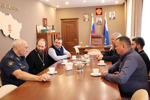 Четверо осужденных в Тверской области сдали экзамены по Ветхому и Новому завету