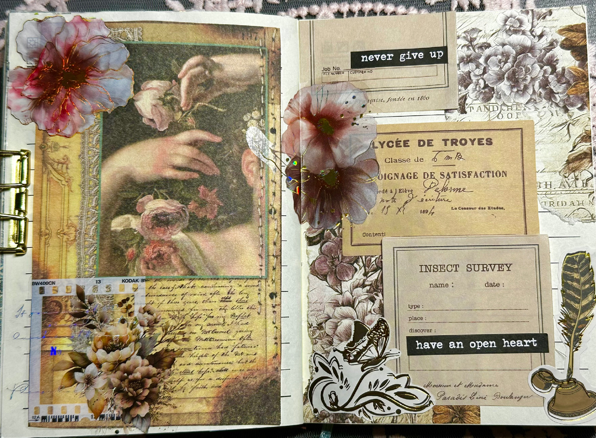 #scrapbooking #scrapbook #relaxing #relax #beautiful #beauty #artteraphy #artjournal #art #journal