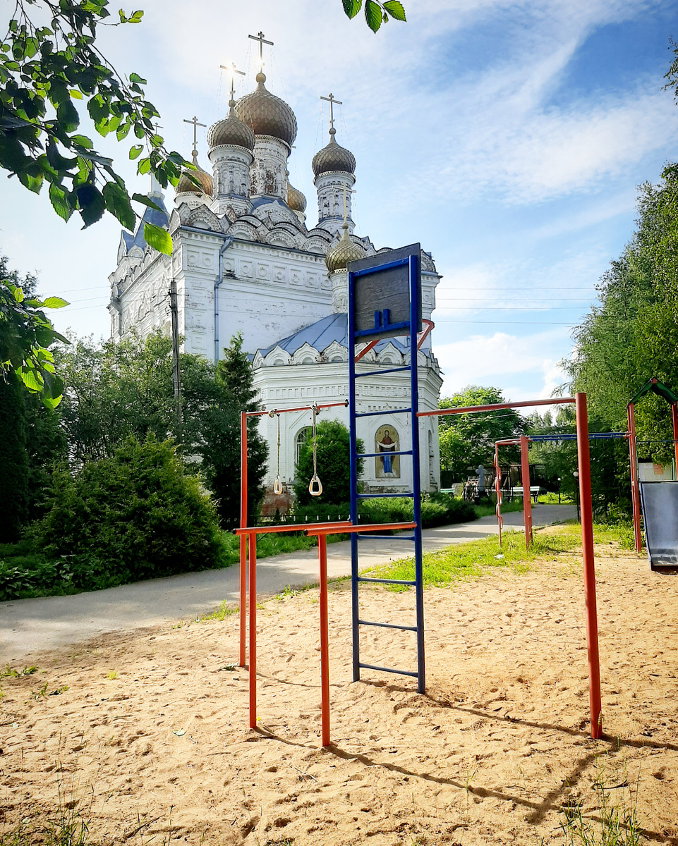 Покровская церковь в Жестылёво 