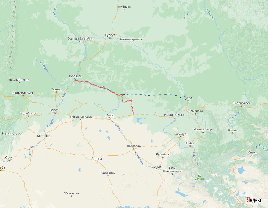 © yandex.ru/map-constructor (Красным — предполагаемая трассировка будущей дороги. Синим — первоначальный ориентировочный маршрут, предложенный в 2018 г. Последний предполагал не только реконструкцию действующих, но и строительство новой дороги с нуля. Однако Томской области данный проект, по заверению властей региона, неинтересен. Поэтому трассировку в итоге пришлось пересмотреть)