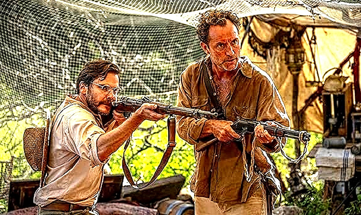 При взгляде на такого Джуда Лоу трудно поверить, что когда-то он сыграл аж самого знаменитого снайпера Василия Зайцева. 