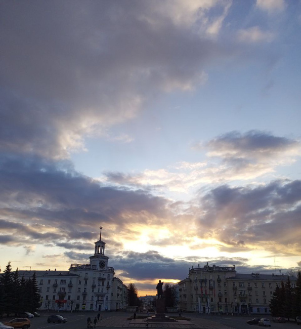 Выпуск называет «Город ждёт»